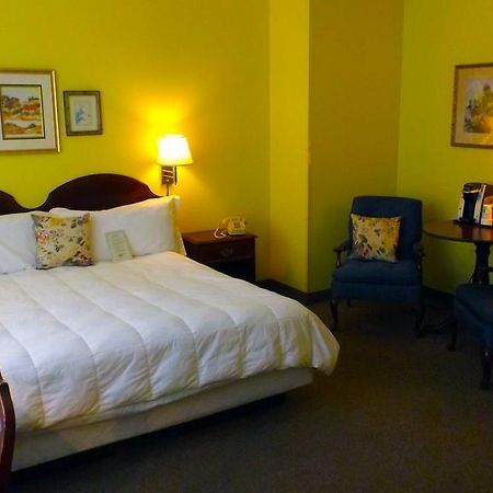 Higher Ground Hotel Independence Εξωτερικό φωτογραφία